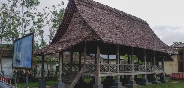 rumah sasadu